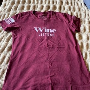 Grunt Style - WINE LISTENS short sleeve shirt. Maroon, xl. New without tags
